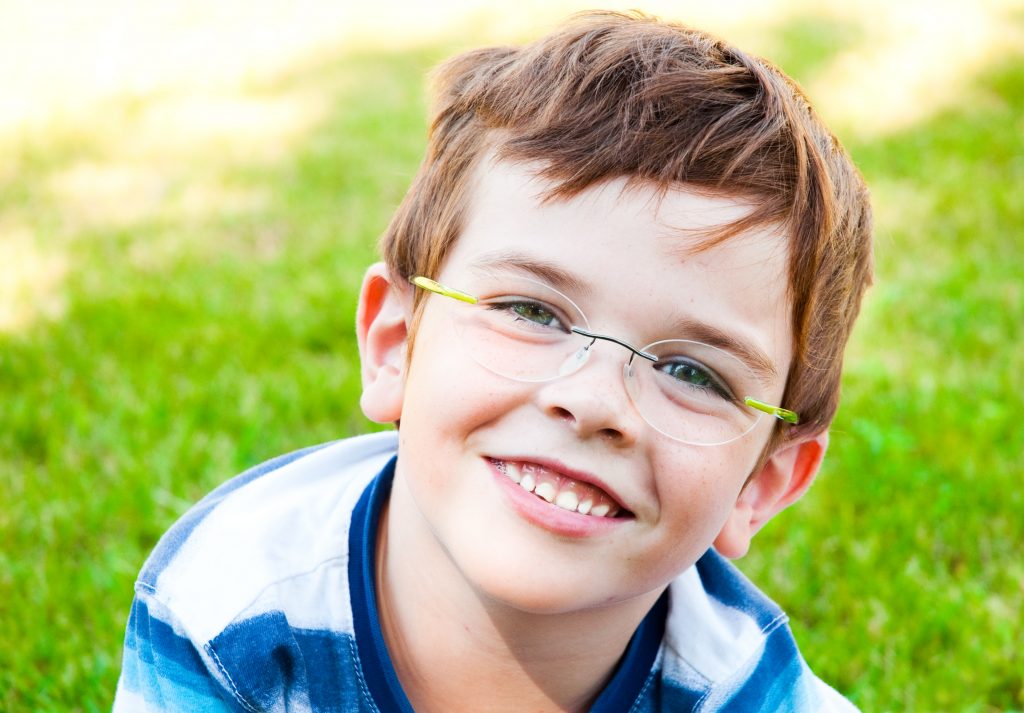 If you are a parent of children with glasses, you know that convincing your child to reliably wear and care for their glasses can be a real challenge. Here are five tips and tricks to help your family make the best of glasses.